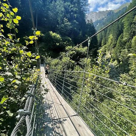 בקתה Maiensaess, Berghuette Pundelon - Autark, Voll Ausgestattet, Ressourcen Begrenzt *
