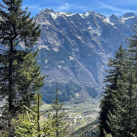 Maiensaess, Berghuette Pundelon - Autark, Voll Ausgestattet, Ressourcen Begrenzt Mesocco