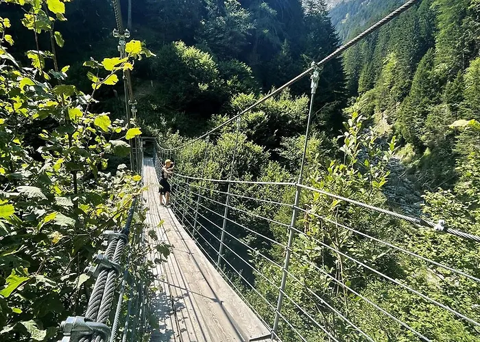 Chalé Maiensaess, Berghuette Pundelon - Autark, Voll Ausgestattet, Ressourcen Begrenzt *