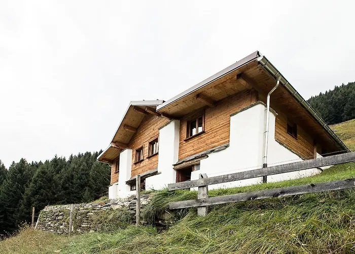 Chalé Maiensaess, Berghuette Pundelon - Autark, Voll Ausgestattet, Ressourcen Begrenzt Mesocco